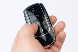 como hacer llave de coche perdida